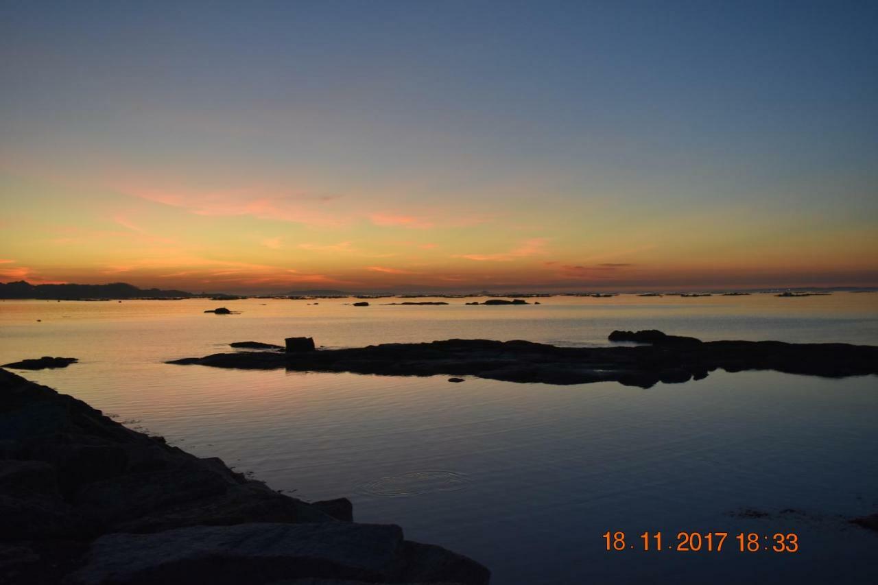 Vistas Al Mar E Isla De La Toja Lejlighed O Grove Eksteriør billede